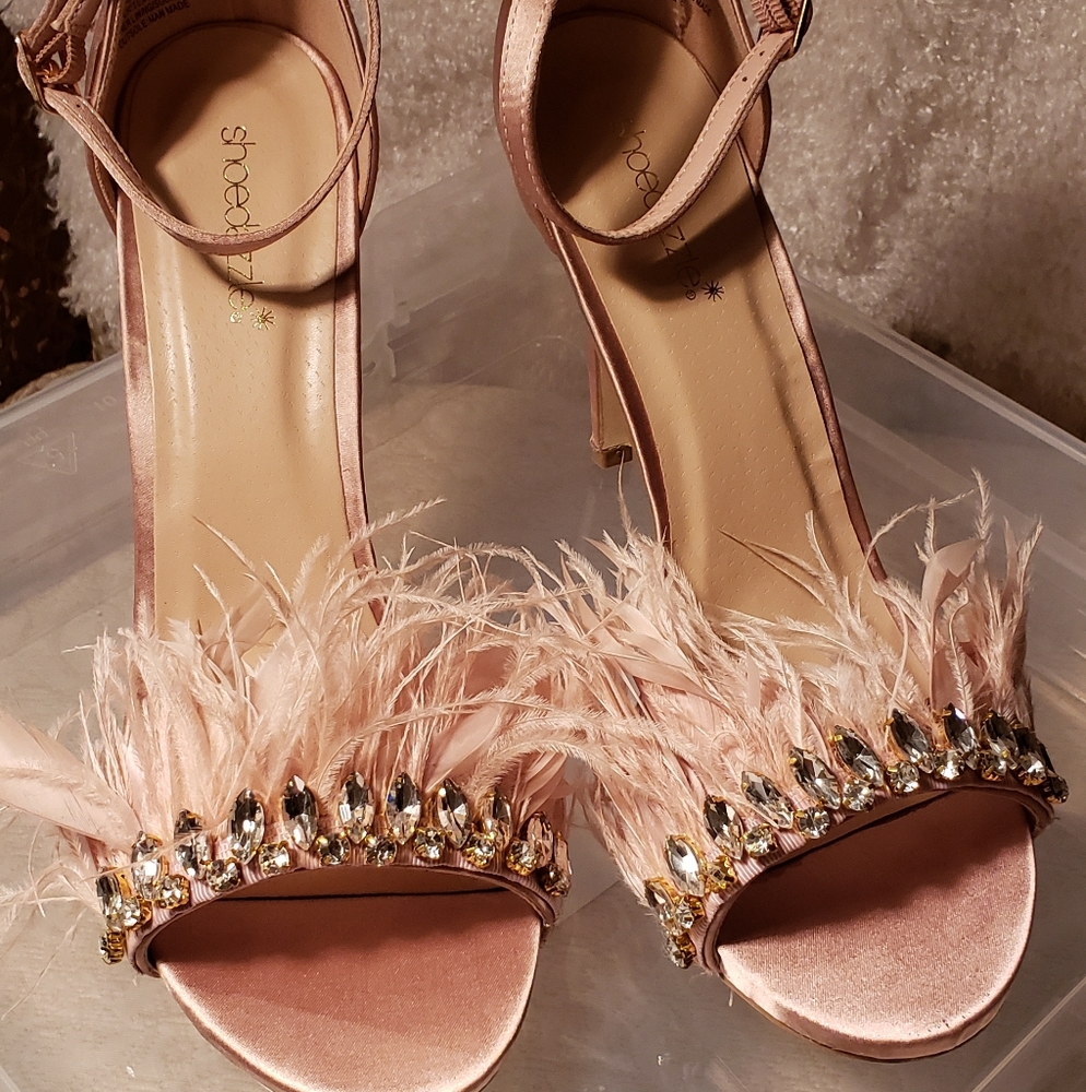 Nude Feather Stillettos